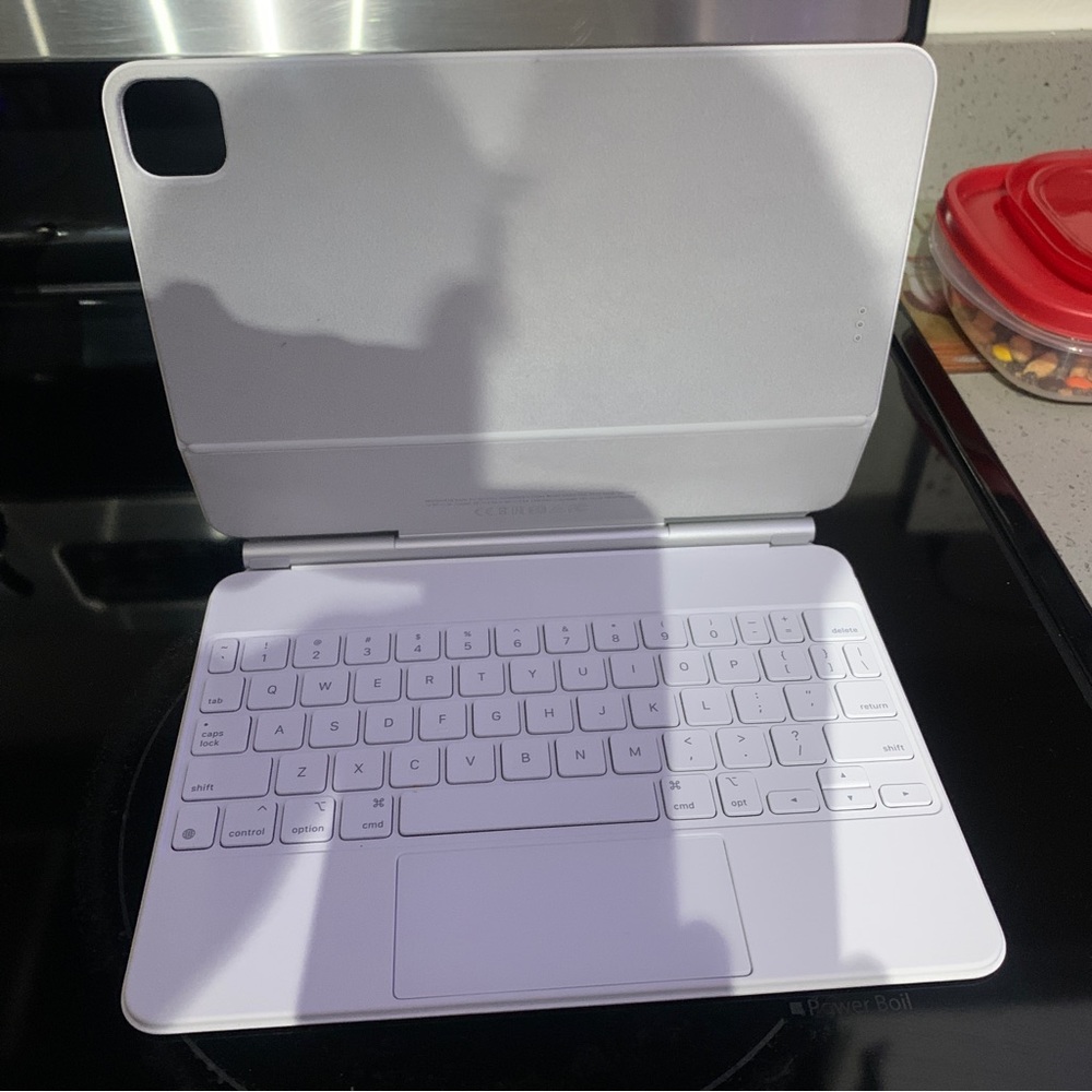 APPLE MAGIC KEYBOARD 11” A2661 WHITE